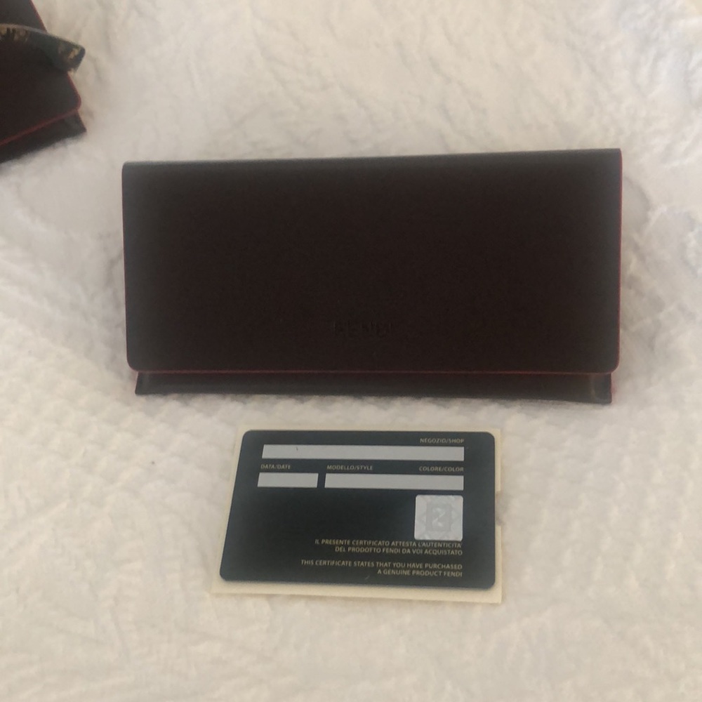 Fendi - Picture 4 of 4